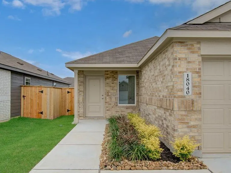 31430 Casacalenda Ln — Photo 2