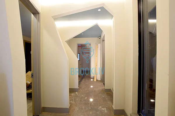 Rented by null | media 19