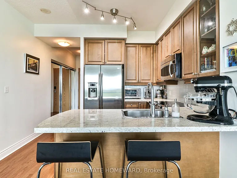 1900 Lake Shore Blvd W #608 — Photo 11