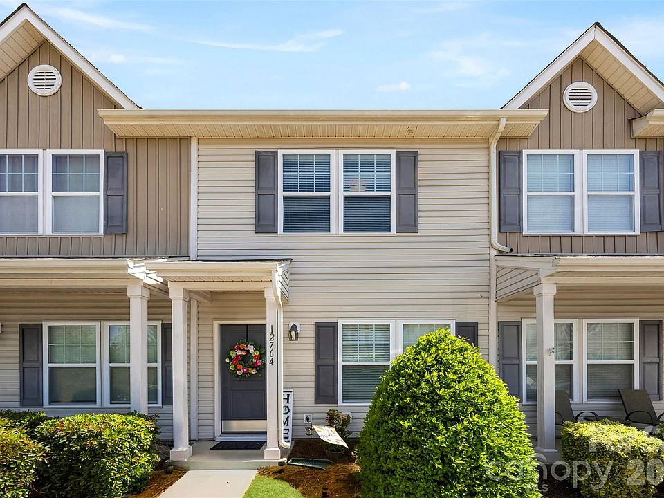 1st image of 12764 Persimmon Tree Dr