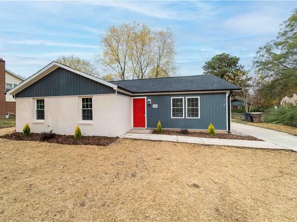 4702 Wakewood Dr, Greensboro, NC 27407