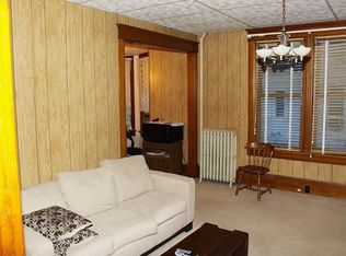 417 Kendall St, Burlington, WI 53105