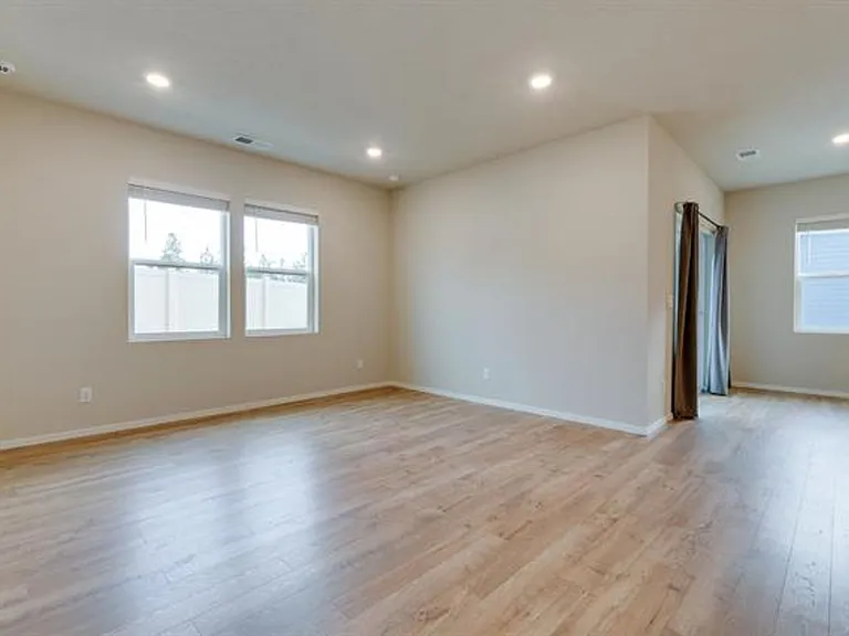 8207 S Avery Rd — Photo 12