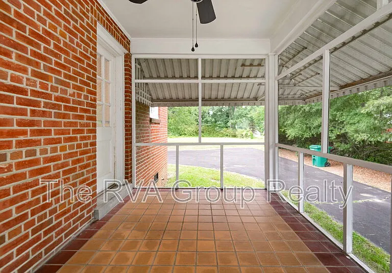 10530 Lambeth Rd — Photo 24