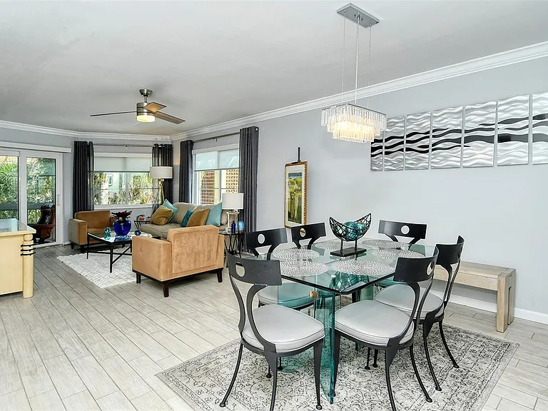 1215 S Portofino Dr #308 — Photo 16