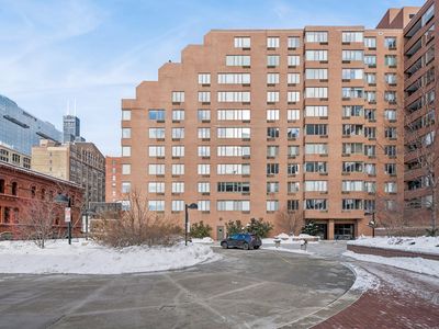 801 S Plymouth Ct APT 415, Chicago, IL, 60605