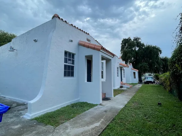 230 NW 64th St #3, Miami, FL 33150
