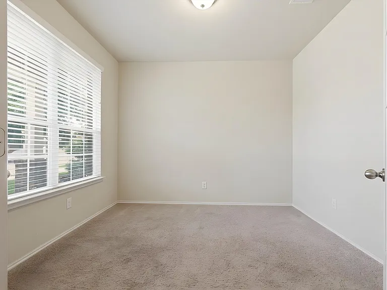 3313 Parkmill Dr — Photo 9