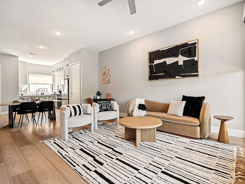 1st image of 1016 Bryan Ave #105