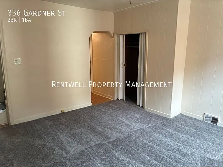 336 Gardner St — Photo 3