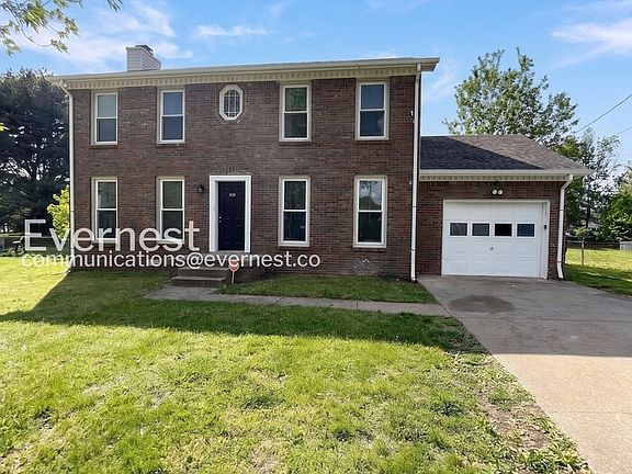 2nd image of 901 Cimarron Ct