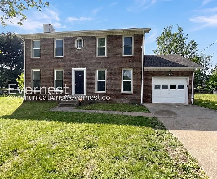 901 Cimarron Ct — Photo 2