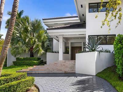 7239 E Lago Dr, Miami, FL, 33143