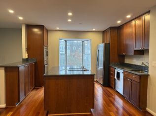 2346 Branleigh Park Ct, Reston, VA 20191