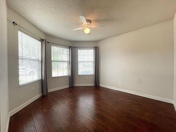 3rd image of 9944 Thomas Jefferson Dr