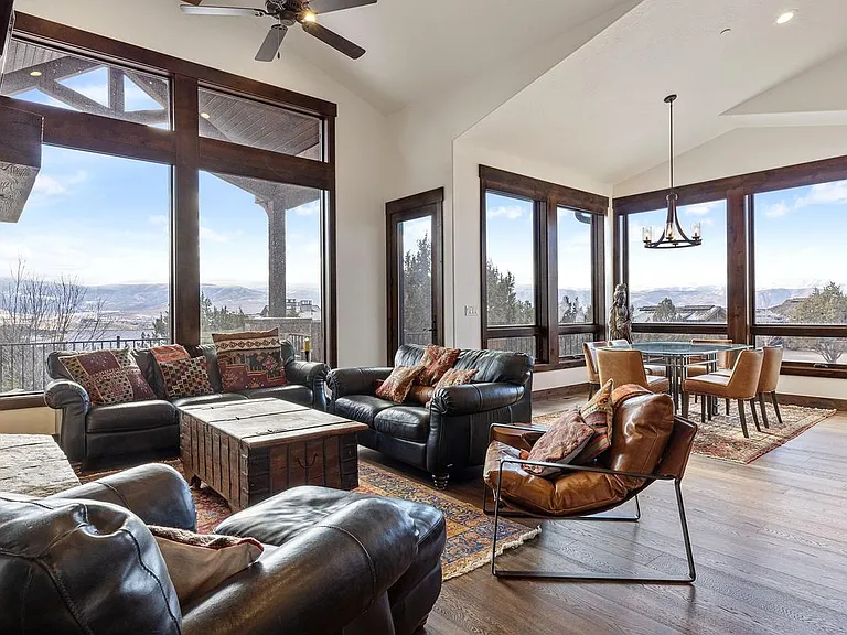 688 N Explorer Peak Dr — Photo 27