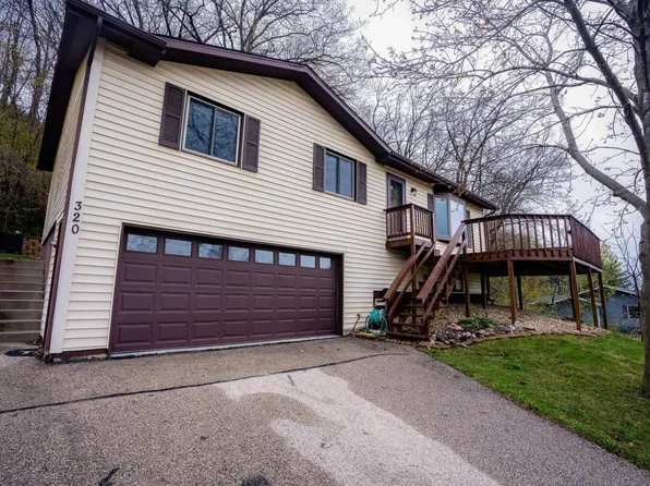 320 Hiawatha Hls, Dakota, MN 55925