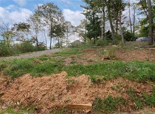70 Mardell Cir, Asheville, NC 28806