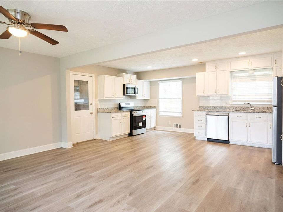 1st image of 4780 Bell Cir SE