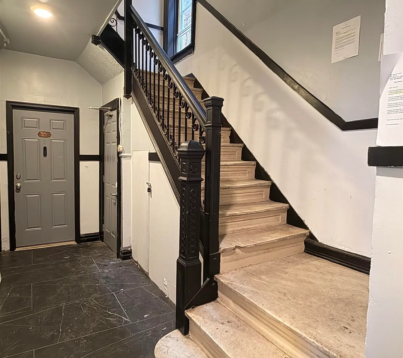 1 bed, 1.0 bath, 550 sqft, $1,500 — Photo 2