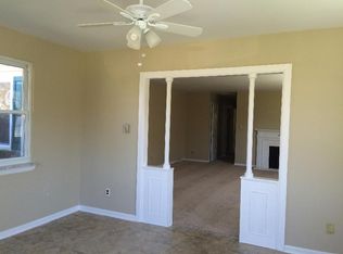 20 Poplar Ave, Hammonton, NJ 08037