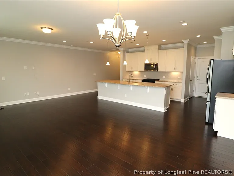 410 Boscawen Ln — Photo 13