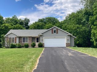 10374 Mulberry Dr, Middleville, MI 49333