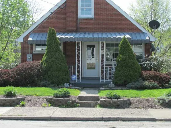 404 N 5th St, Jeannette, PA 15644