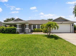 1716 SW 3rd St, Cape Coral, FL 33991