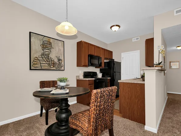 Crosspoint Apartments