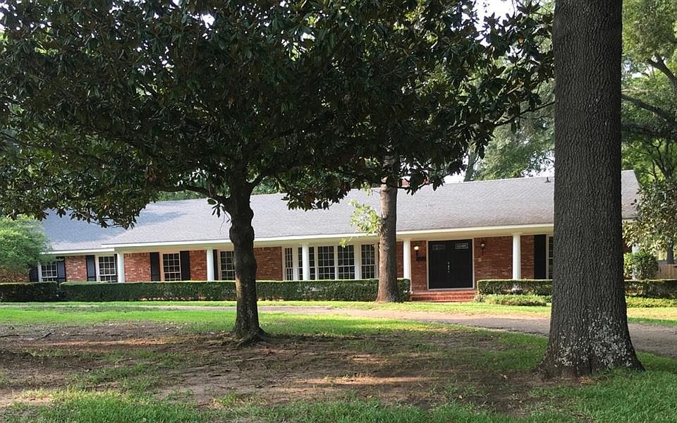 1st image of 1011 Crestway Dr