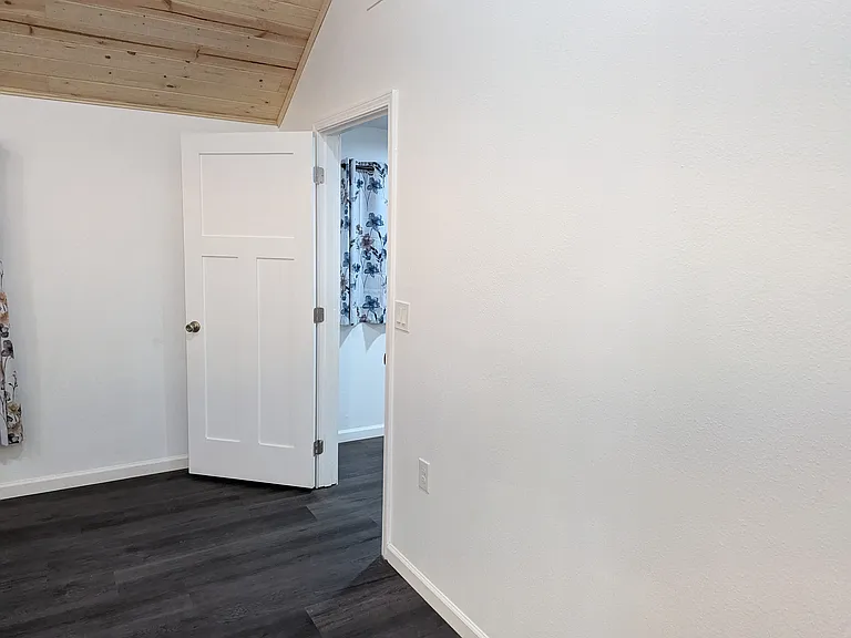 1210 Madison St — Photo 64
