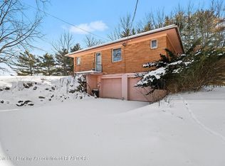 6951 Seabury Rd, Imlay City, MI 48444