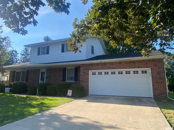 37 Westfair Dr, Jacksonville, IL 62650