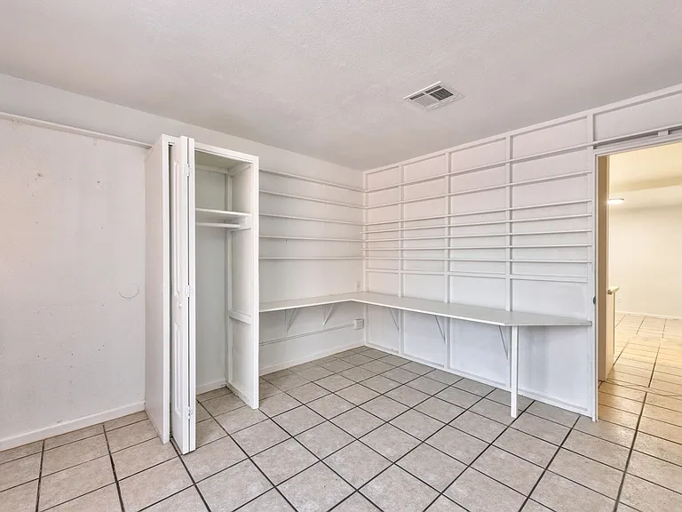 3912 Torsby Pl — Photo 6
