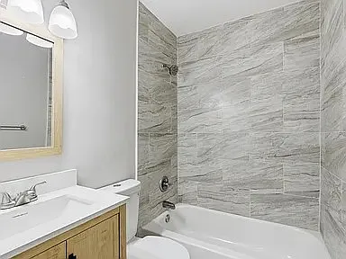 2429 Barclay St #1 — Photo 7