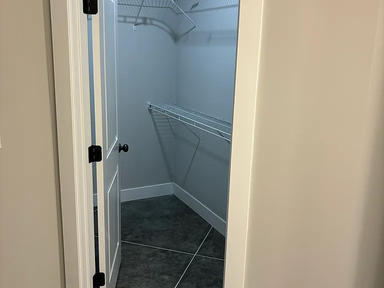 115B Ten Oaks Ln #B — Photo 6