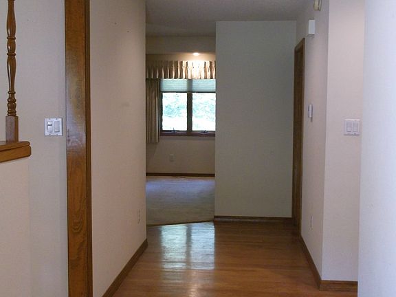 5th image of 808 N Park Dr