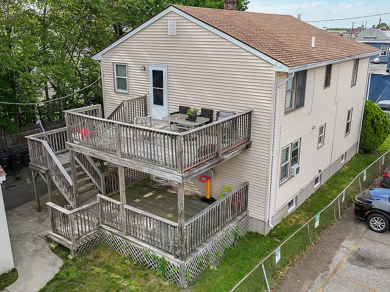 3 Benedict St #2 — Photo 9