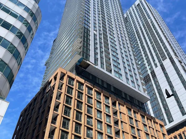 8 Widmer St, Toronto, ON