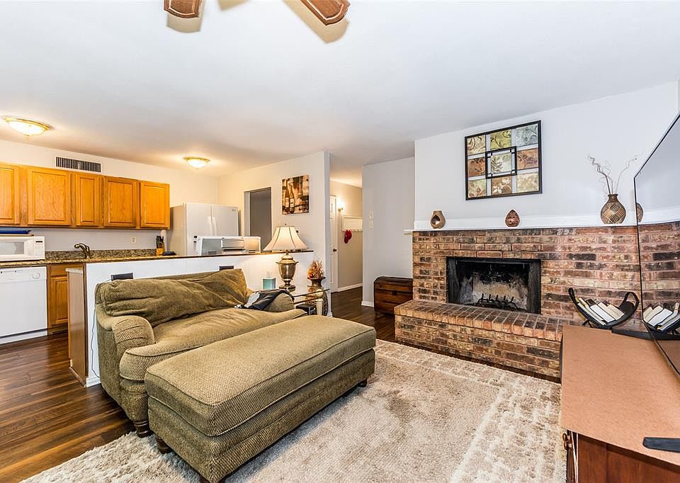 1st image of 553 Northridge Dr