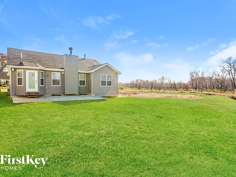 283 Cambridgeshire Ct — Photo 14