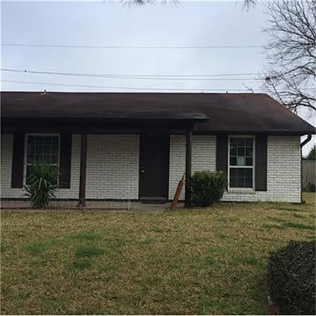 1st image of 19306 Leafwood Ln