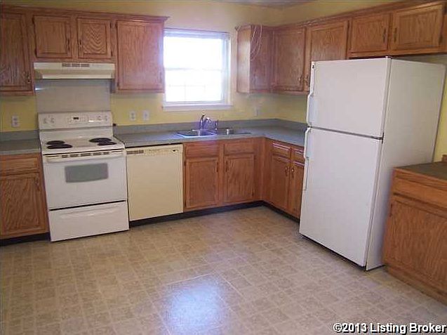 1st image of 43 Oak Dr