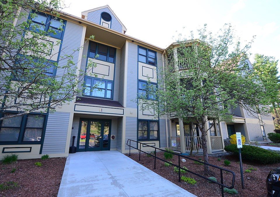 1st image of 11 Bartemus Trl APT 107