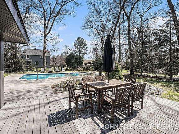 4th image of 3308 Bentwood Dr SE