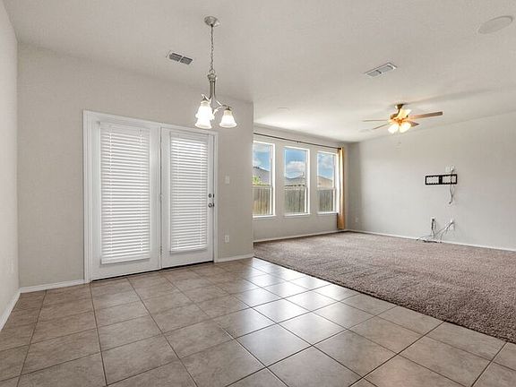 4th image of 3140 Blacksmith Ln