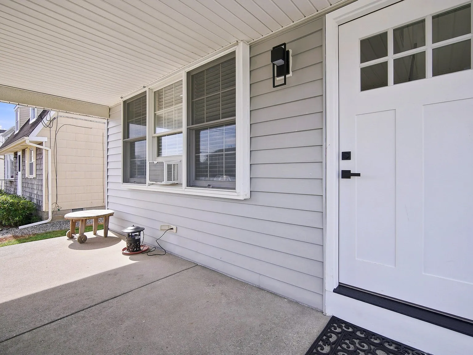 4 bed, $2,800 — Photo 3