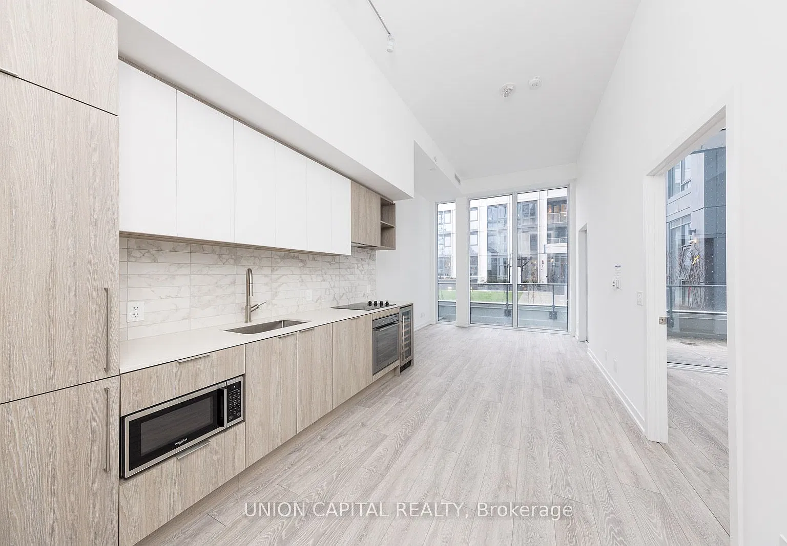 Forest Hill Condos — Photo 3