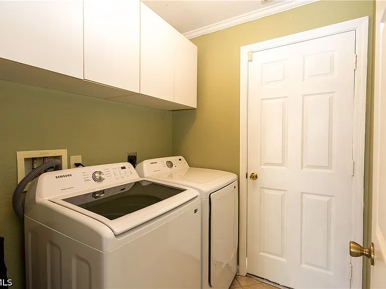 25324 Lychee Ct — Photo 11
